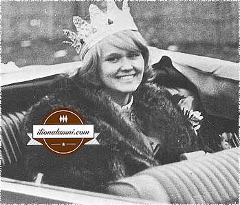 Homecoming Queen - Linda (Braren) McCumber Class of 1966