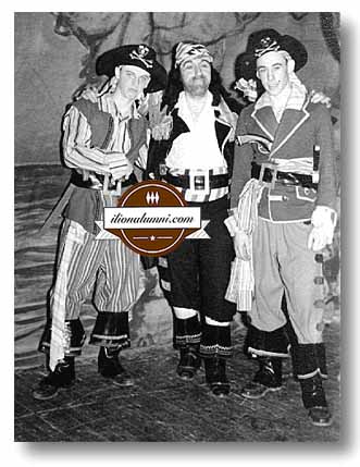 Ilion Musical - The Pirates of Penzance - 1942