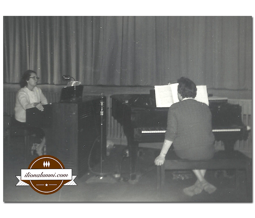 1967 Carousel - Nellie Snell organist and Jasmine Poplaski - Musical Director